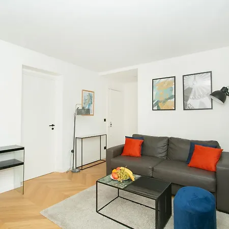 Bnbnova - Haussmann - 2br Near Champs-elysees * Paris