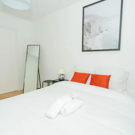 Bnbnova - Haussmann - 2br Near Champs-elysees Apartment Paris